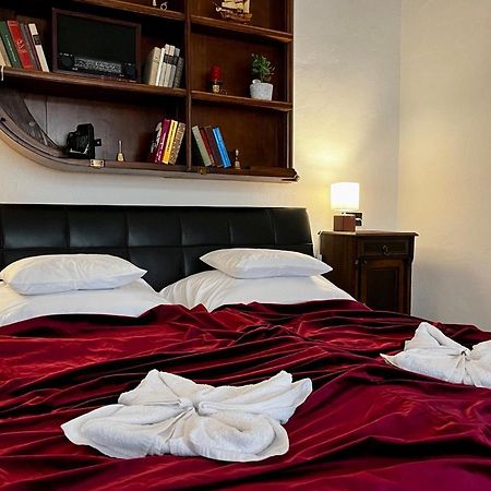 Varga Apartman Sopron Bagian luar foto